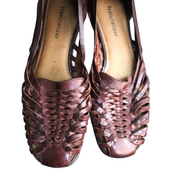 Vintage Naturalizer Brown Huarache Woven Sandals 7.5 Womens Slip on Flat Brazil - Picture 1 of 6
